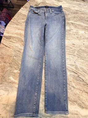 NYDJ Sheri Slim Jeans Size 2 Light Wash Lift Tuck Technology Straight Slim Leg